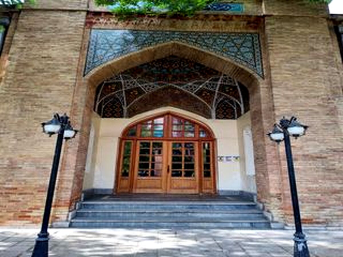 کتب درسی دانش‌آموزان از گذشته تا امروز تغییری نیافته‌اند