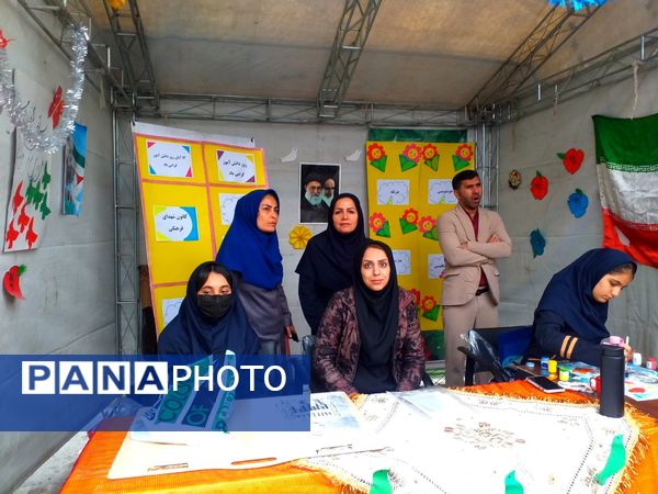 حضور دانش‌آموزان ملاردی در راهپیمایی روز سیزده آبان 