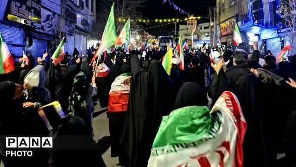 حضور پرشور ، انقلابی و دشمن‌شکن مردم در اجتماع بزرگ کرج