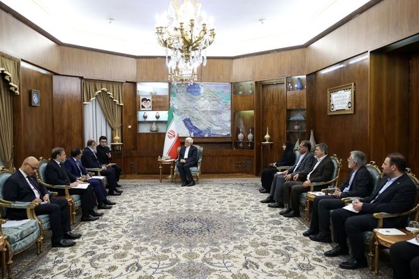 عارف: بازارچه‌های مرزی ایران و پاکستان فعال شوند