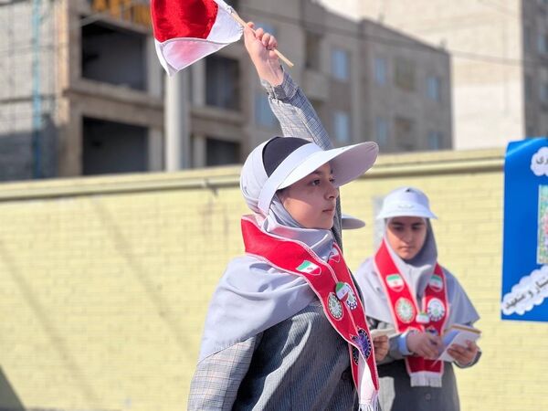 برگزاری برنامه نمادین استانی و مانور تشکیلاتی یاوران انقلاب در خراسان رضوی