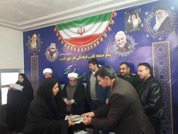 دیدار فرماندار سملقان با بانوان شاغل شهرستان 
