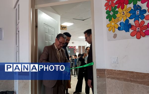 برگزاری جشن شکوفه ها در دبستان حاج تقی احدیان ناحیه ۶ مشهد