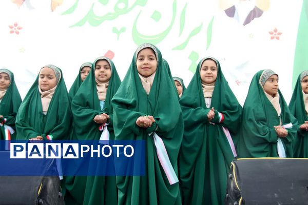 مردم غیرتمند یزد بار دیگر صحنه‌ای از همبستگی ملی را رقم زدند