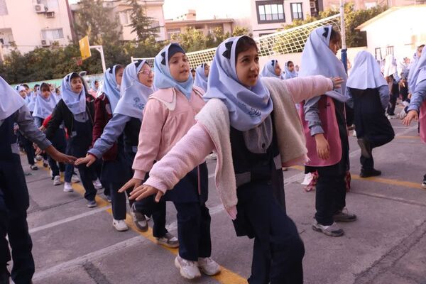 صبحگاه دانش در دبستان رجبی گرگان