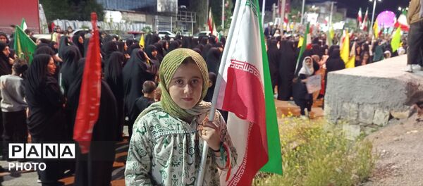 حضور پرشور دانش‌آموزان معمولانی در حمایت از نیروهای مسلح؛ تجدید پیمان با آرمان‌های انقلاب