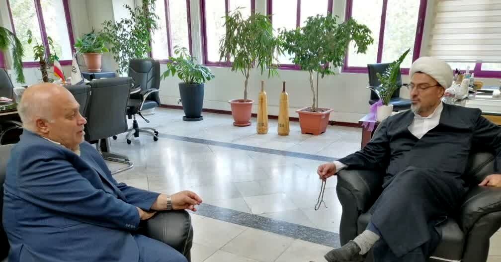 حضورمعاون همگانی و فرهنگی وزارت ورزش و جوانان درفدراسیون اسکیت