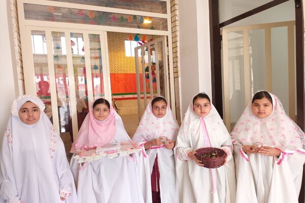 آیین اختتامیه کانون یاریگران زندگی در دبستان آزاده بهبهان