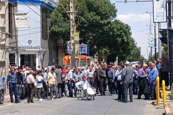 راهپیمایی جمعه خشم و نصر شهرستان قروه