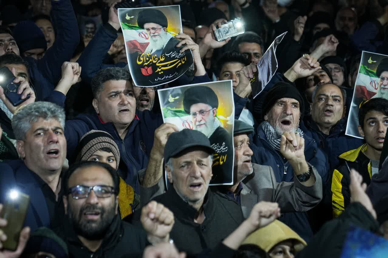 هیهات؛ اگر پرچم زمین افتد