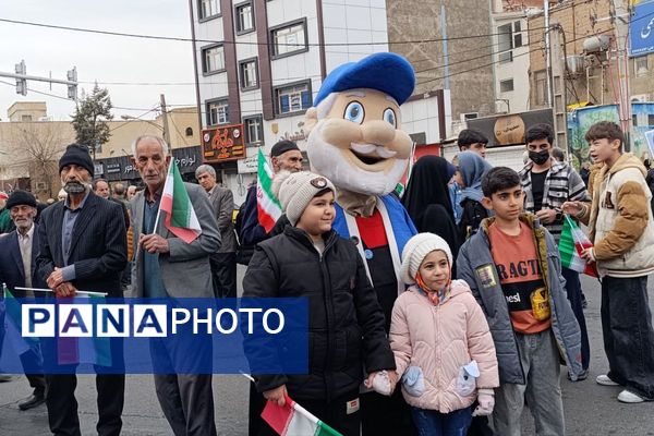 ۲۲ بهمن در ورامین، حماسه ای به وسعت یک شهر