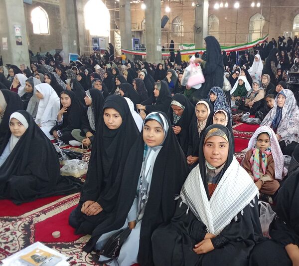 نماز عبادی-سیاسی جمعه همزمان با آغاز هفته سلامت روان در نیشابور 