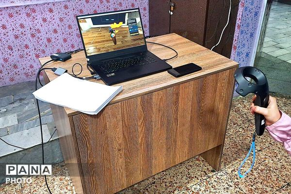 اجرای طرح واقعیت مجازی VR درس فارسی در دبستان ستایش