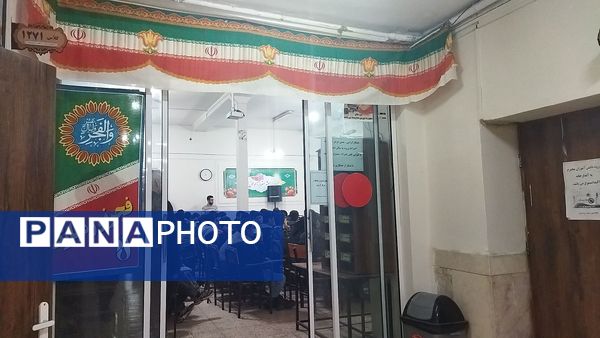 برگزاری جشن روز جوان و آغاز دهه فجر در دبیرستان شاهد ابوذر غفاری نیشابور 