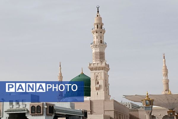 حضور دانش‌آموزان در مکه مکرمه 