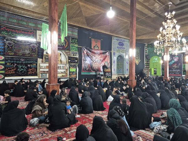 مراسم شیرخوارگان حسینی در بلده