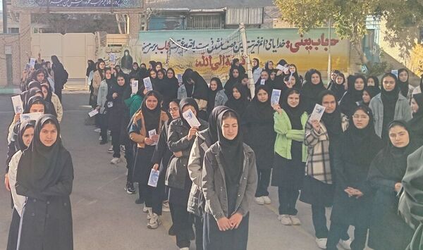 جشن عاطفه‌ها در مدارس چاراویماق