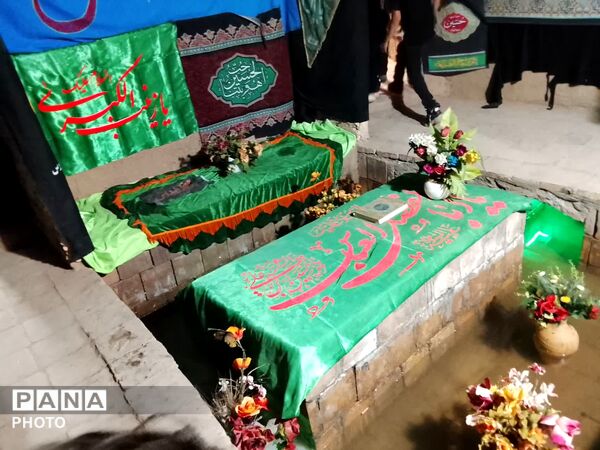 برپایی نمایشگاه «غنچه‌های خونین» در باقرآباد قم