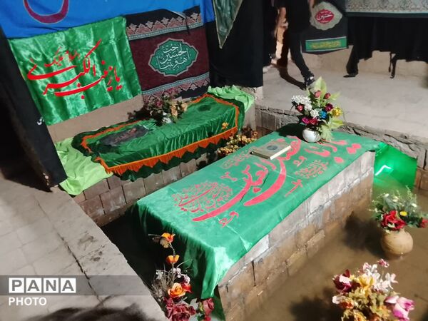 برپایی نمایشگاه «غنچه‌های خونین» در باقرآباد قم