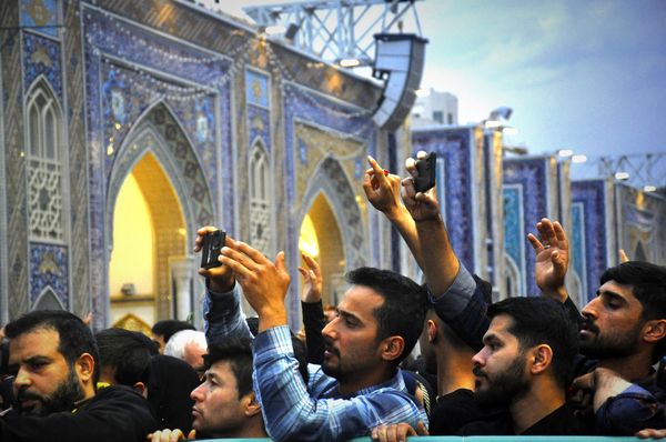 زیارت شهدای جمهور در حرم مطهر رضوی