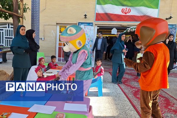 رویداد بزرگ استانی جشن غنچه‌ها در شیراز  