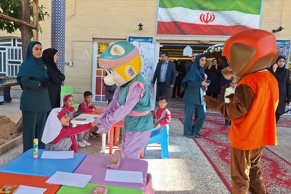 رویداد بزرگ استانی جشن غنچه‌ها در شیراز  