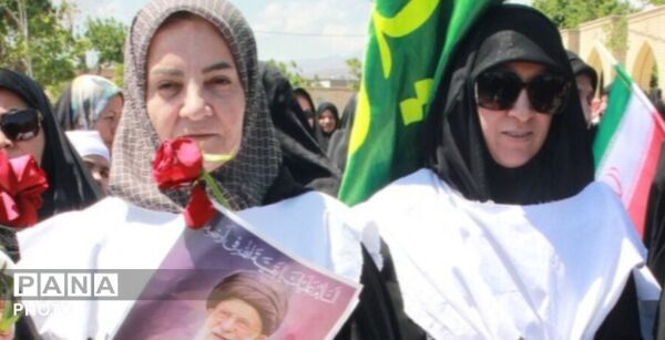 رزمایش بانوان جانفدای ایران در شهر آوه