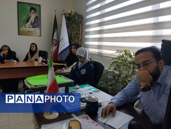 نشست صمیمانه معاون پرورشی و تربیت‌بدنی ناحیه 7 با سردبیر خبرنگاران خبرگزاری پانا 