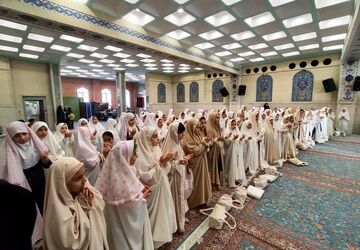 جشن تکلیف دانش‌آموزان مدرسه نصرت مظاهری1 ناحیه چهار کرج  