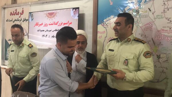 آیین تجلیل از خبرنگاران محمودآباد به مناسبت روز خبرنگار