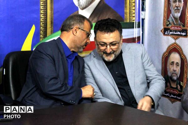 میز ارتباطات مردمی با حضور مدیرکل آموزش و پرورش مازندران 