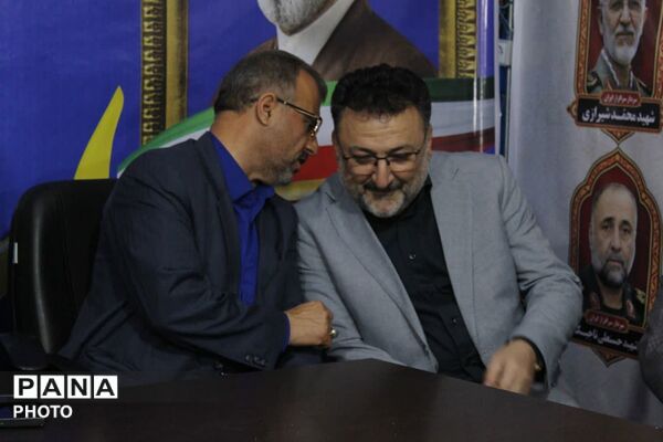 میز ارتباطات مردمی با حضور مدیرکل آموزش و پرورش مازندران 