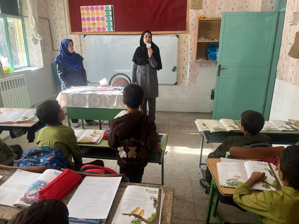 بازدید سرگروه‌های آموزشی از مدارس خاتم 