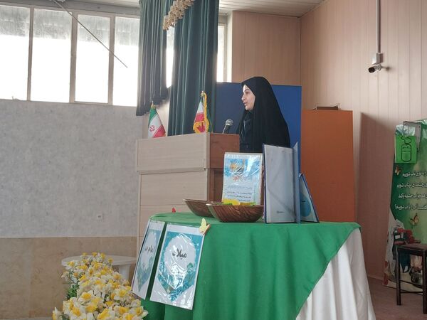 جشن ولادت امام حسن عسکری(ع) در دبیرستان شاهد شهید کلانتری ناحیه 1 کرج 