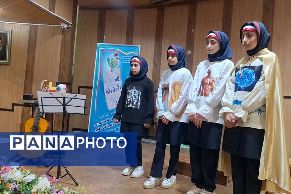 داوری آثار تئاتر درسی در ناحیه سه شیراز 