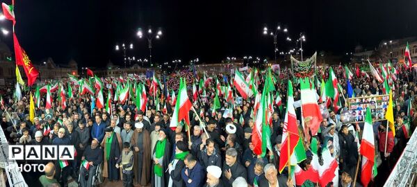 ندای رعدآسای «الله‌اکبر» در بزرگداشت یوم‌الله ۱۲ فروردین، در استان همدان