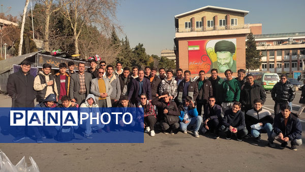 بازدید علمی دانش‌آموزان دبیرستان هدایتی قم از دانشگاه شهید بهشتی تهران 