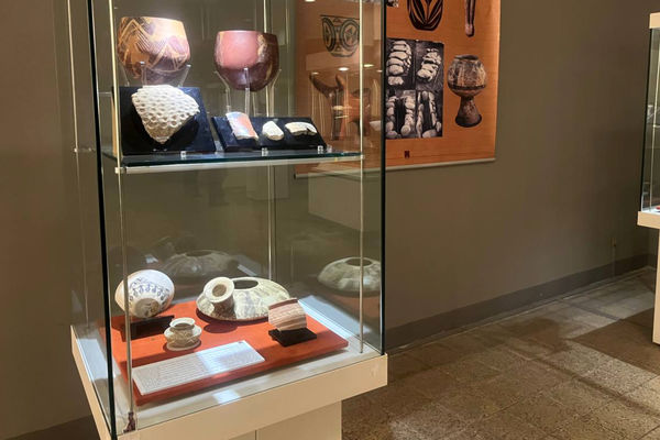 گوشه‌ی کوچکی از موزه ملی ایران باستان در قاب پانا