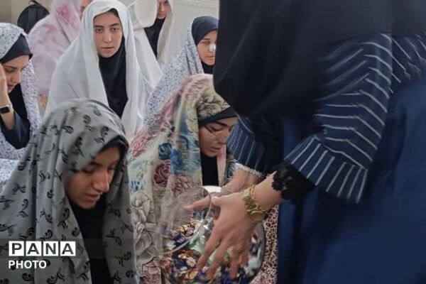 طنین عطر بندگی در فضای مدارس