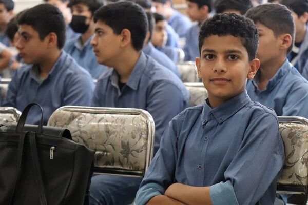 آیین افتتاح مدرسه  زنده‌یاد حاج لطف‌الله محسنی فشمی در پاکدشت 