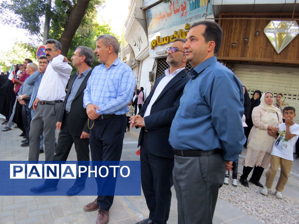 بازدید مدیرکل آموزش پرورش استان خراسان شمالی از غرفه‌های غدیرخم در بجنورد