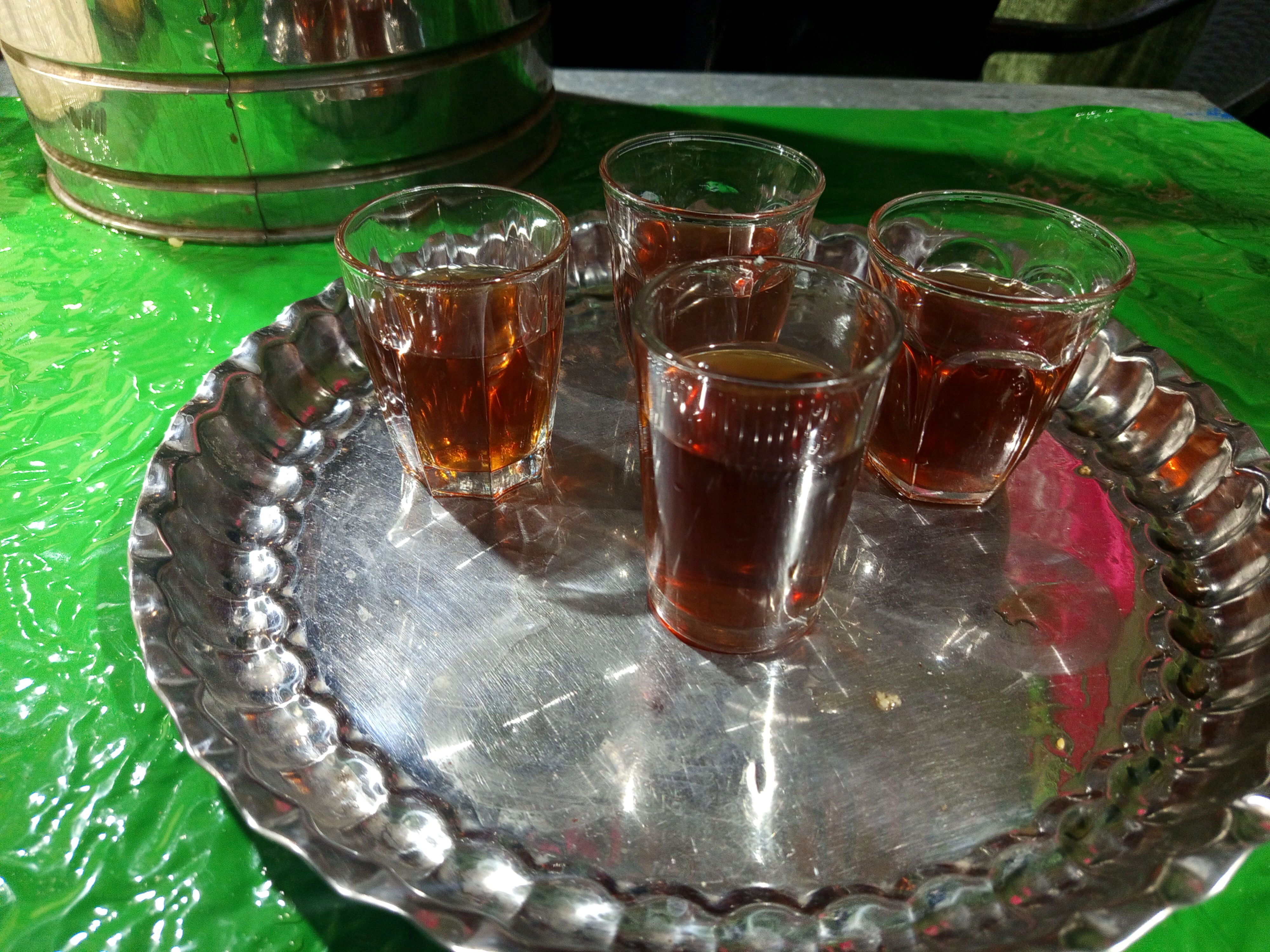 برپایی چایخانه جوانان مهدوی در نیشابور 