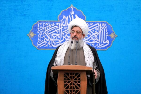 انقلاب اسلامی؛ عامل بازگشت عزت و پیشرفت ایران است