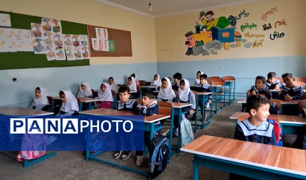 روز جهانی کودک در دبستان شهید احمدپور قائمشهر