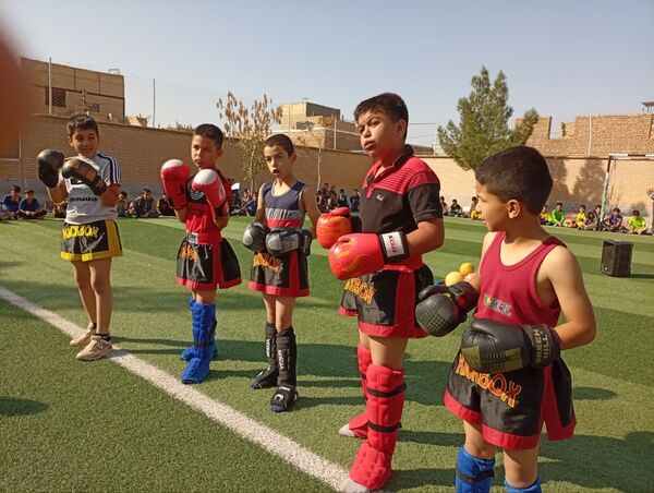 درخشش استعدادهای ورزشی و شور و شوق دانش آموزان دبستان شهید پسندیده فدافن