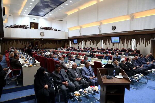 نشست مشترک اعضای شورا و روسای ادارات آموزش و پرورش در استانداری خراسان‌رضوی 