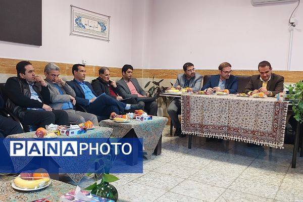 گردهمایی نمایندگان مدیران مناطق شهرستان‌های استان‌‌تهران در بهارستان‌۲