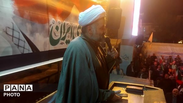 نورآباد میزبان شصت ونهمین موج تجمعات بیعت با رهبری شد