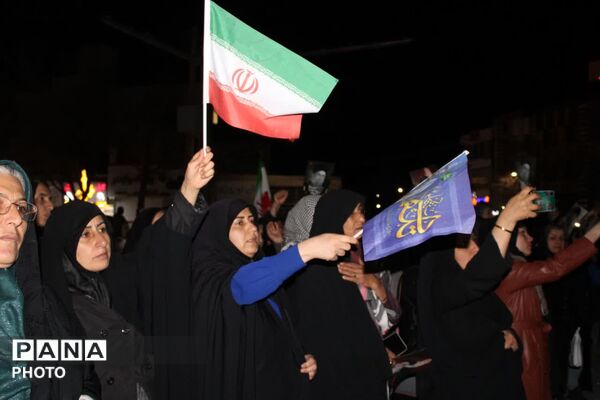 حضور پرشور مردم انقلابی آشخانه در عزاداری رهبر انقلاب