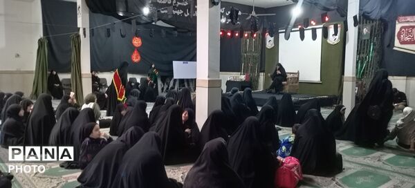 سومین روز از مراسم عزاداری سیدالشهدا امام حسین (ع)و همچنین رهبر معظم انقلاب اسلامی